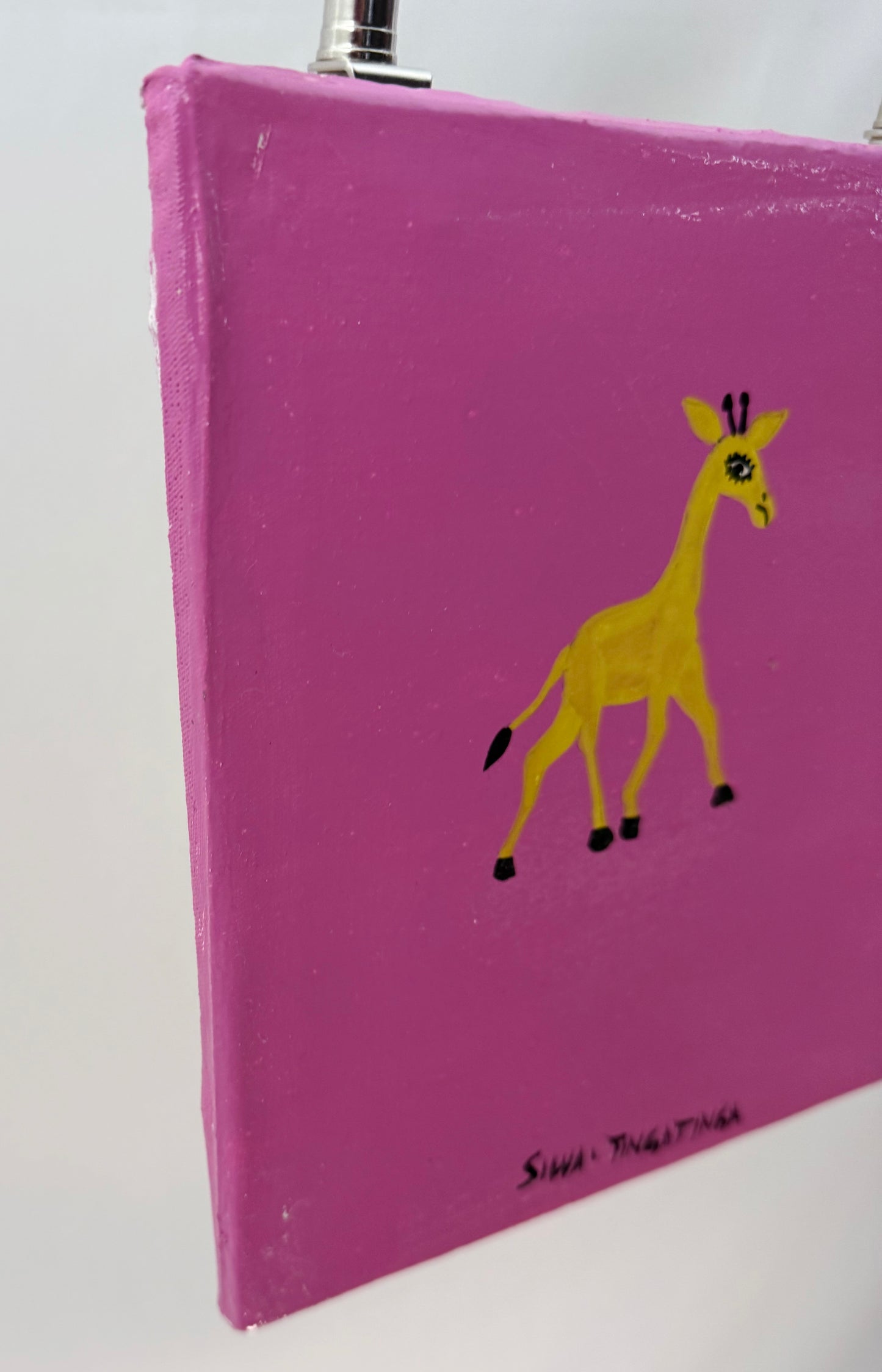 ティンガティンガ｜シワ｜ンドゴ キリン ピンク背景 #2602032 ndogo Giraffe Pink Back